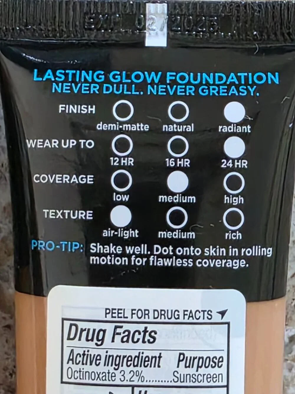 L'Oréal Infallible Pro-Glow Foundation 210 Classic Tan Lot of 2 New